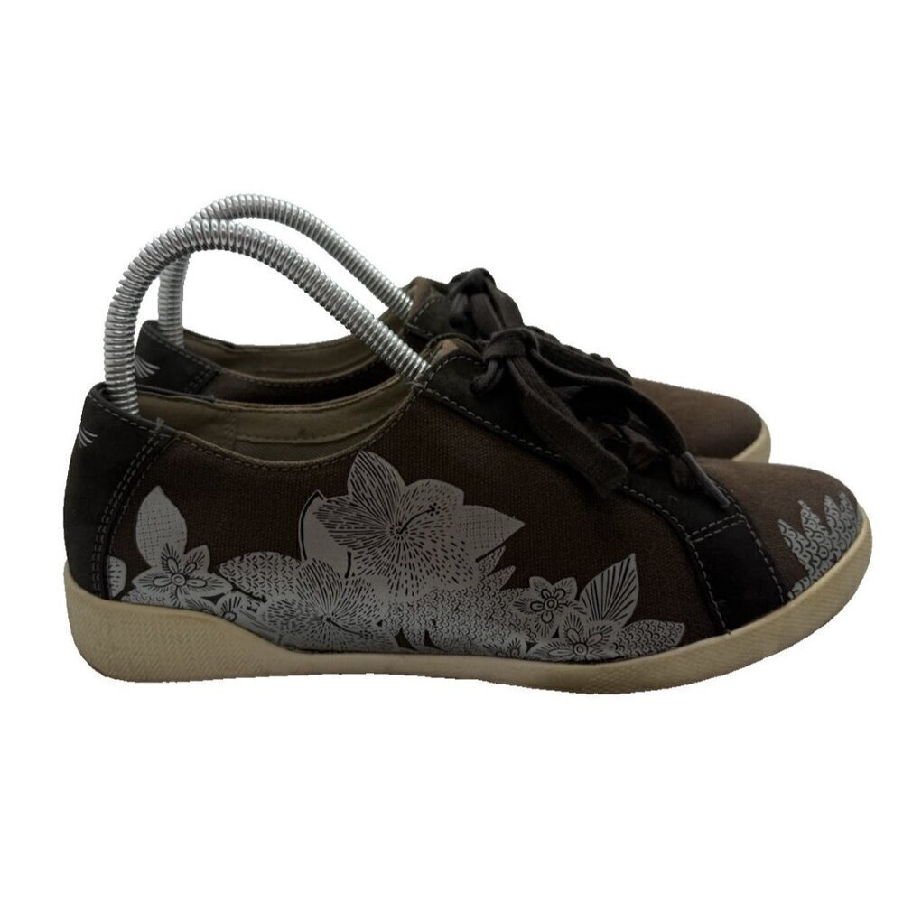 Dansko Olisa Sneakers Size 7.5 38 EU Women's Brown Silver Lace Up Leather Canvas